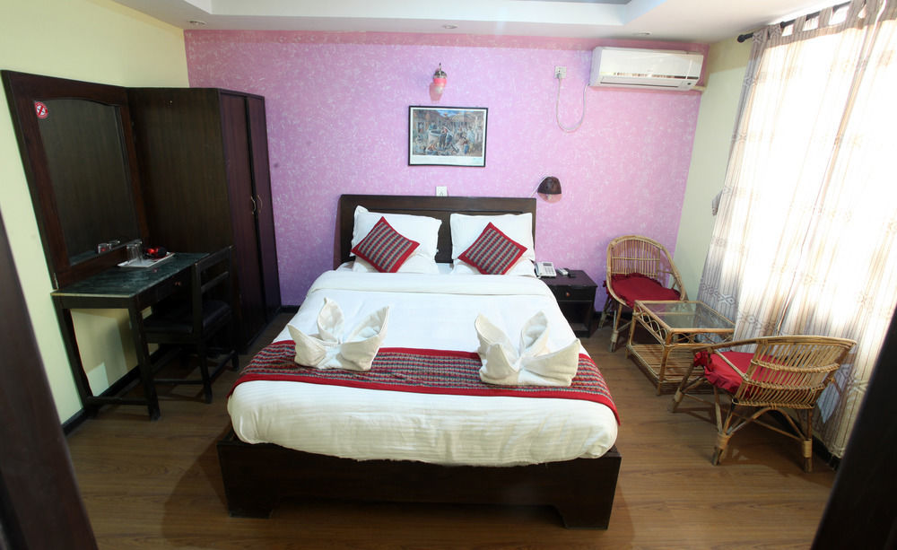 Oyo 153 Aster Hotel Nepal Katmandou Extérieur photo