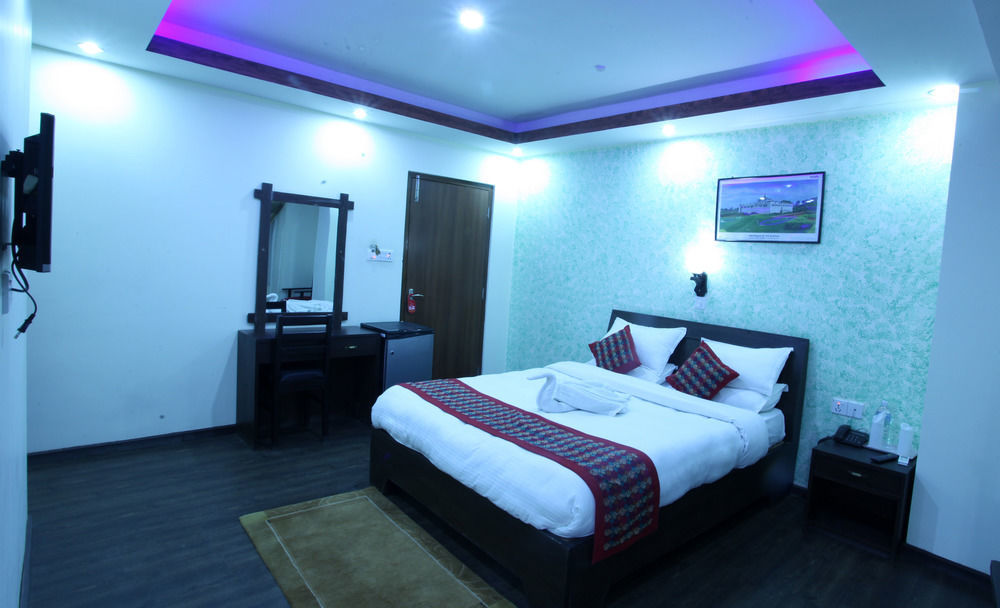Oyo 153 Aster Hotel Nepal Katmandou Extérieur photo