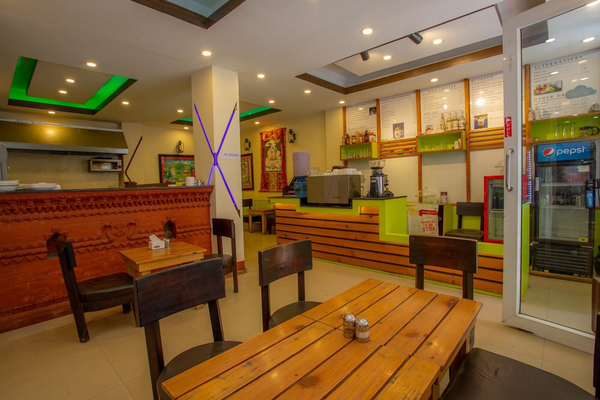 Oyo 153 Aster Hotel Nepal Katmandou Extérieur photo